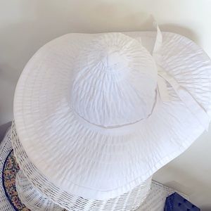 White floppy sun hat